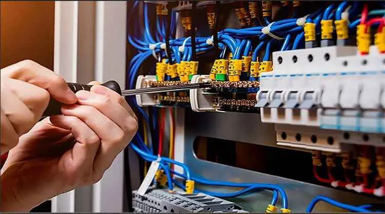 تاسیسات برقی ساختمان